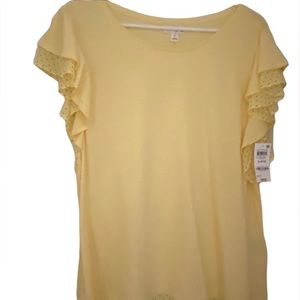NWT Women’s Yellow Capped Sleeve Shirt By Madison Jules. Size XL